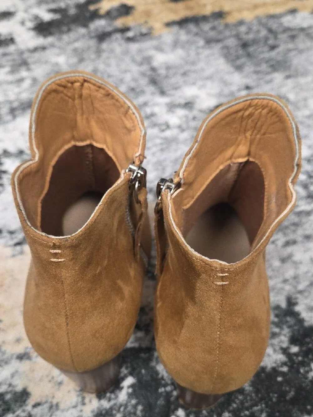 JustFab Mazie Camel Ankle Booties Size 10 Block Heel